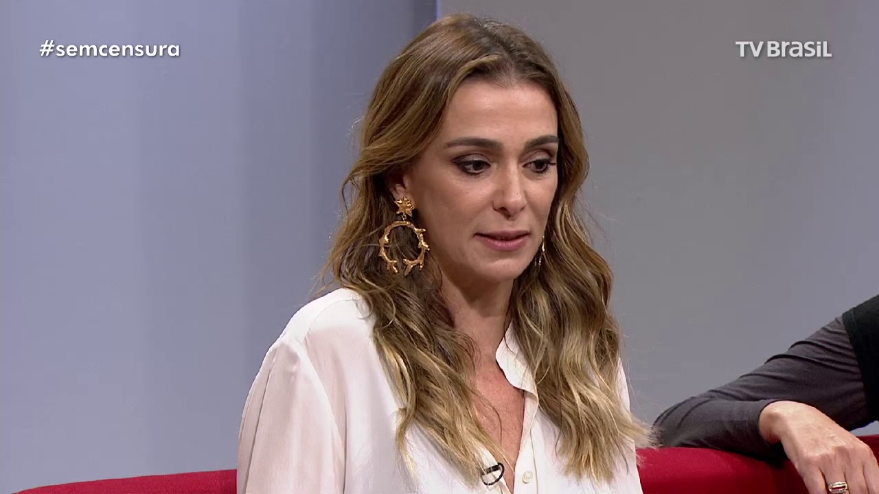 Mônica Martelli posta foto bem a vontade