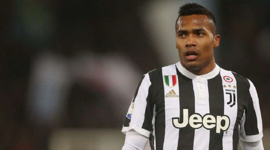 El Manchester United listo para pagar 50 millones de dólares por Alex Sandro