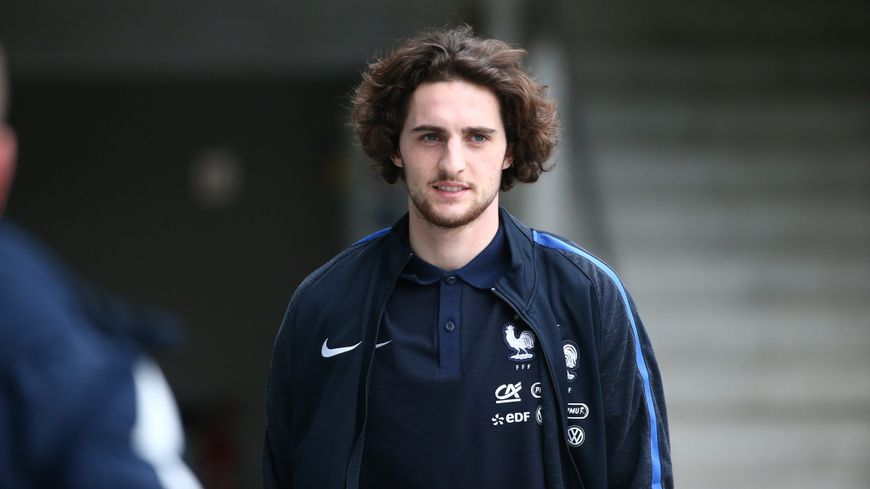 PSG : Adrien Rabiot ne veut pas être suppléant chez les Bleus !