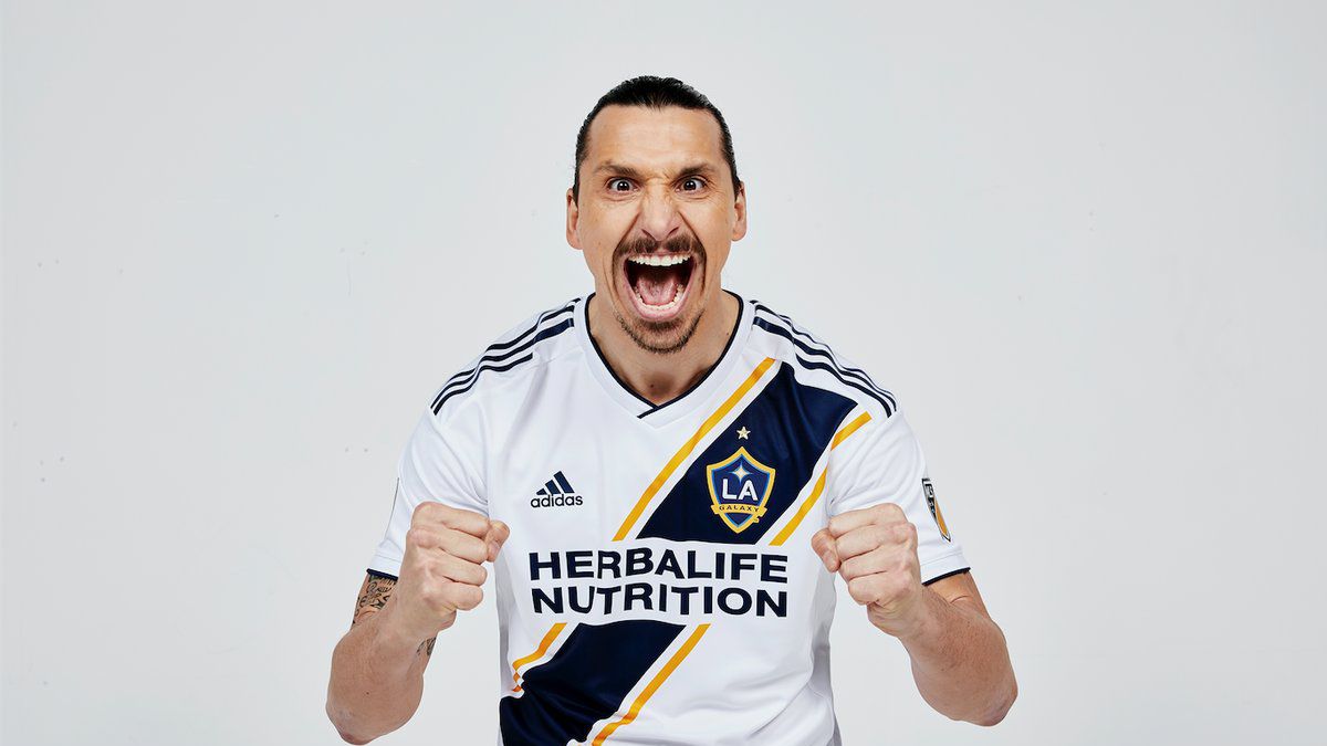 Que buen debut tuvo Zlatan Ibrahimovic
