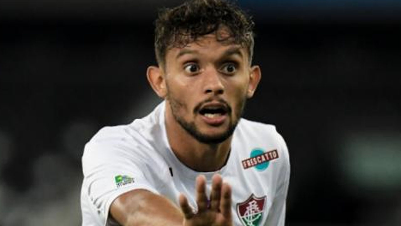 Clube europeu sonda Gustavo Scarpa, vídeo