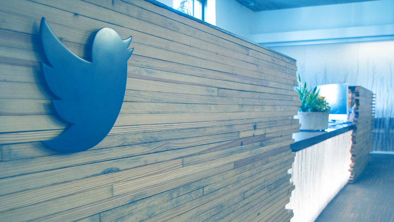 Twitter bloquea a usuarios mas antiguos