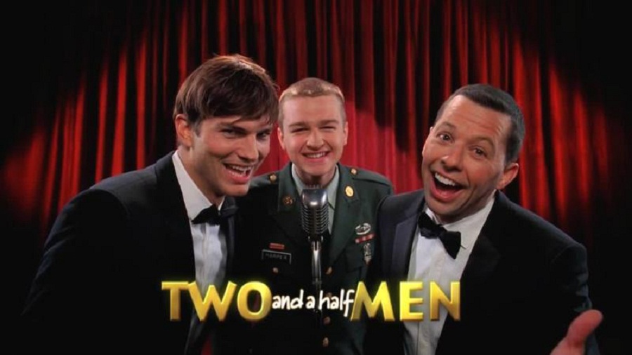 "Two and a Half Men": Charlie Sheen especula reinicio