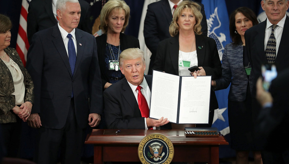 Ante medidas de Trump los aranceles costarán $ 2.000 millones anuales a México