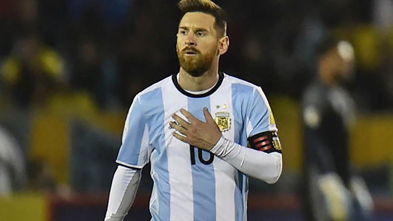 Lionel Messi entrena con Argentina en Barcelona antes del Mundial de Rusia