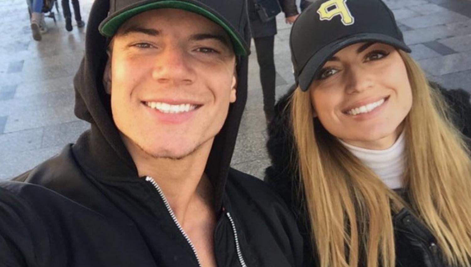 Elsa se confie et avoue ses sentiments pour son ex Adrien