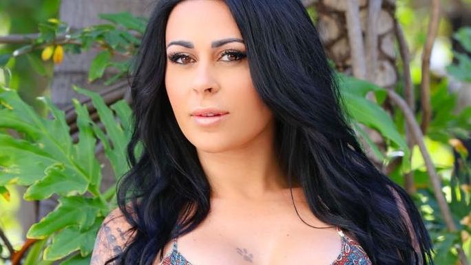 Shanna Kress seule et très déprimée à Miami
