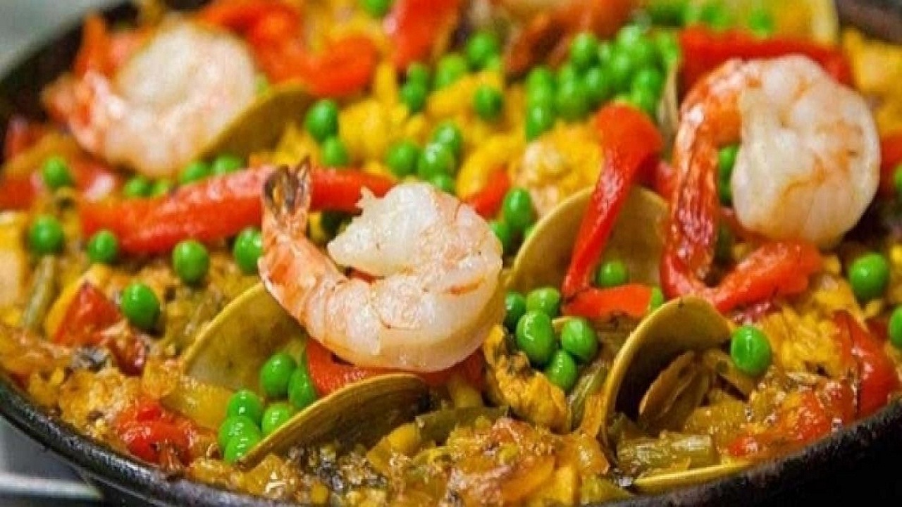 Cucina Ricette La Paella Di Pesce Con Cozze Calamari E Gamberetti