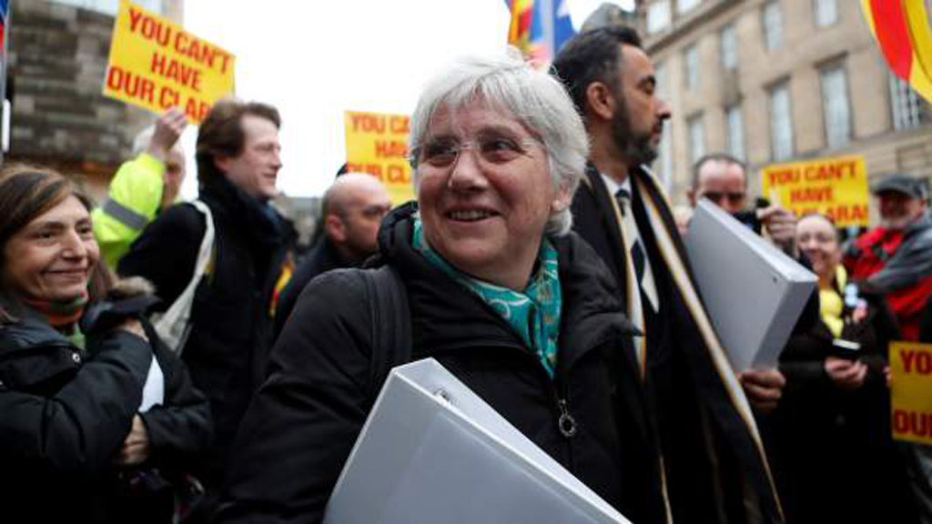 Cataluña: La Fiscalía escocesa ve delito de 'traición' y pide entregar a Ponsatí