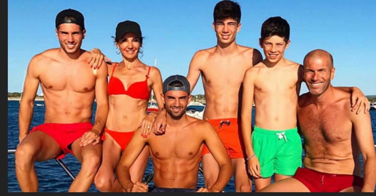 Zidane se aleja del fútbol para vacaciones con su familia