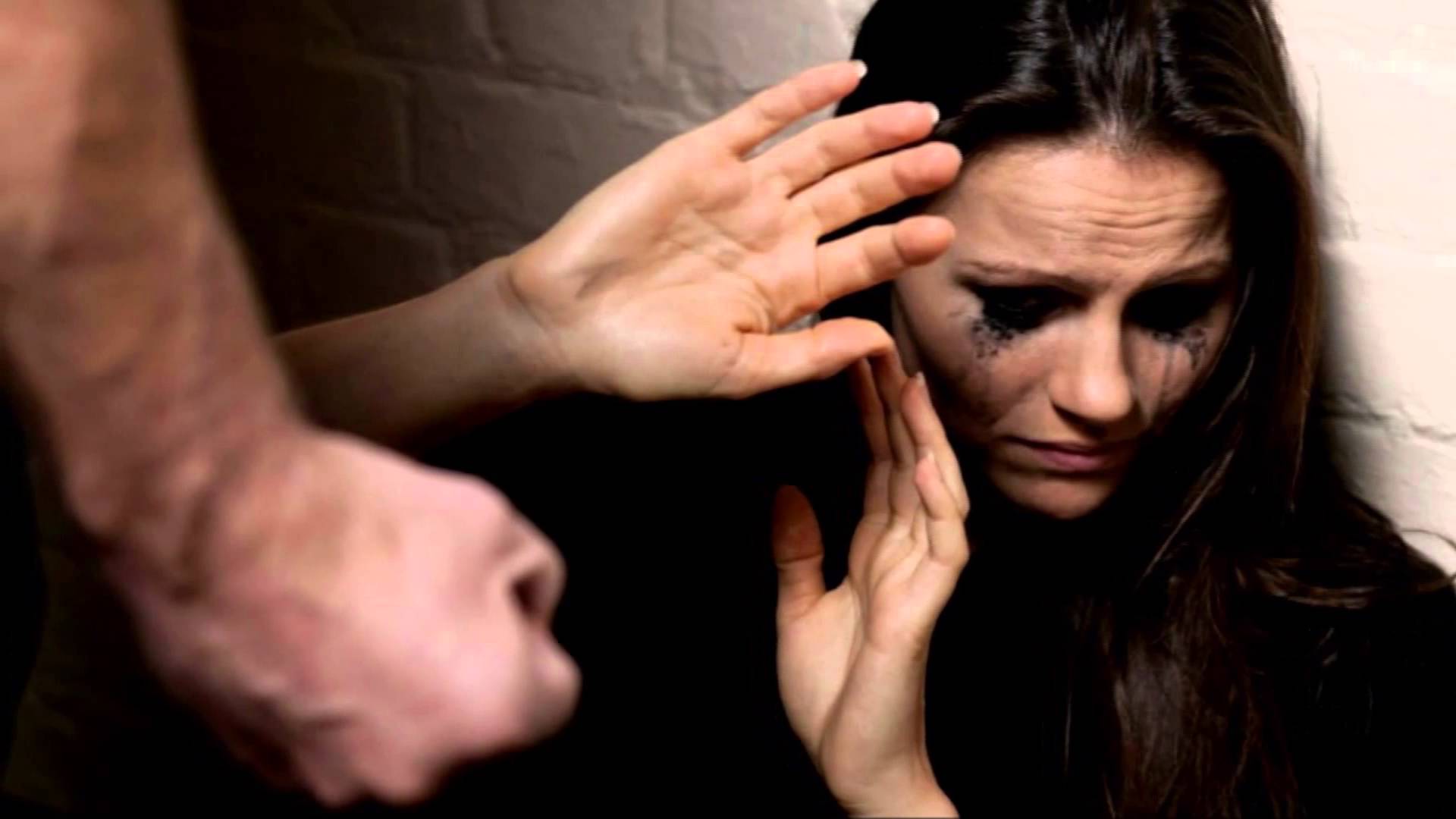 Childhood abuse associated with heightened risk of endometriosis