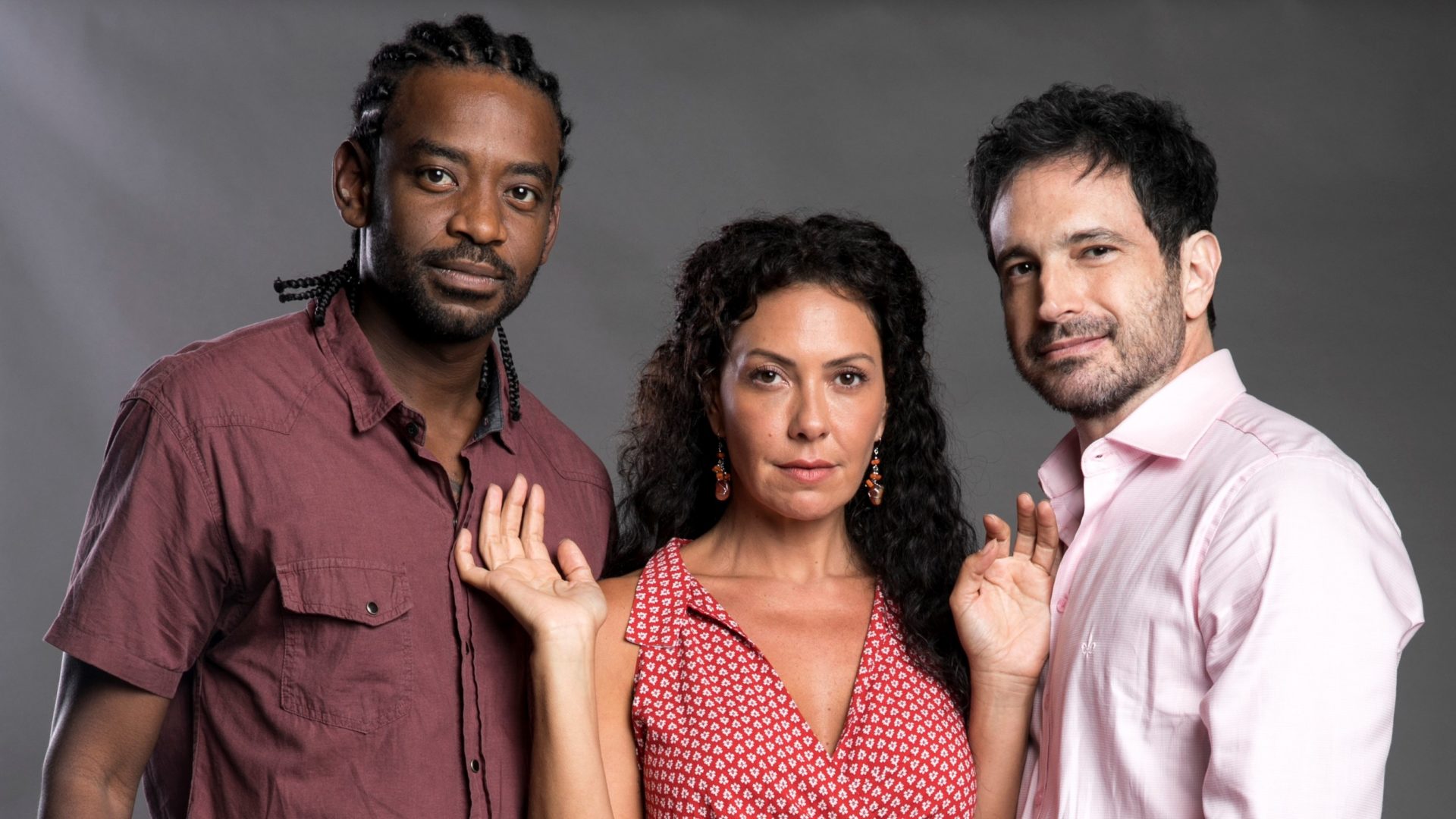 Segundo Sol: Rochelle entrega o pai e Cacau é humilhada no casamento