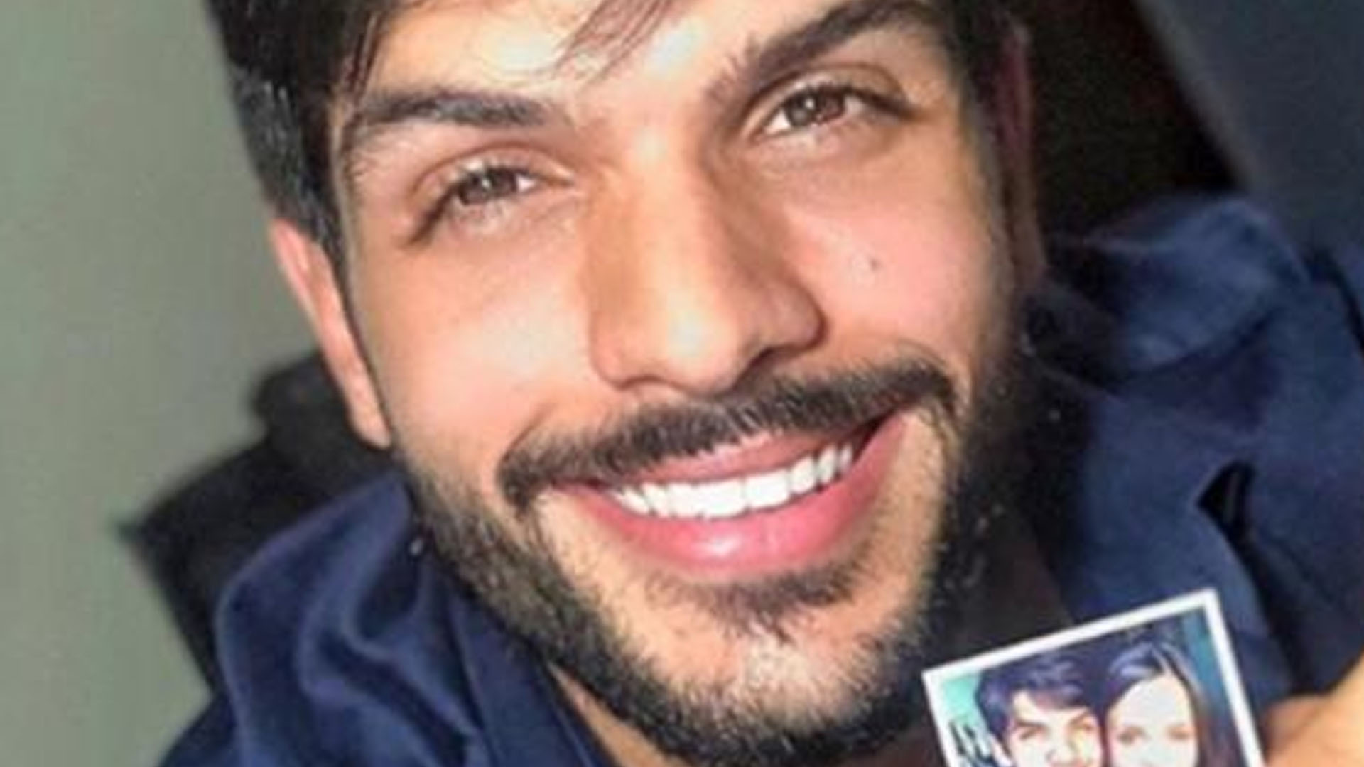 Ex-BBB Lucas tenta brincar com foto de Bruna Marquezine