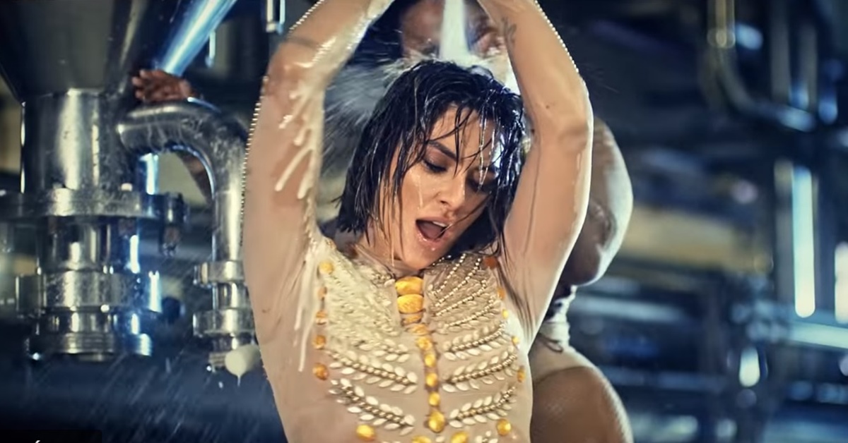 Cleo Pires lança clipe e é muito criticada