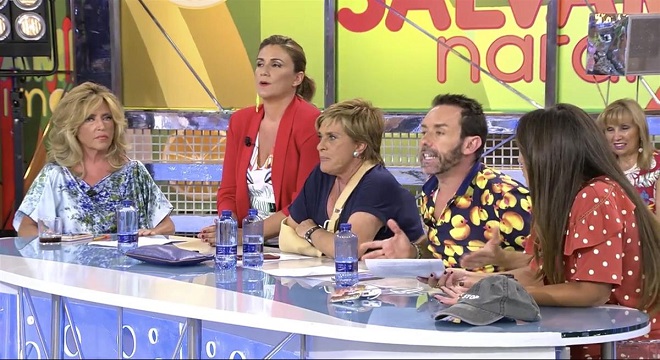 'Sálvame' multado con 1,3 millones por contenido inapropiado para menores