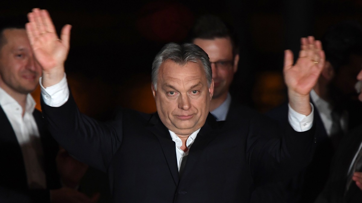 Orbán quiere prohibir la investigación de género en las universidades