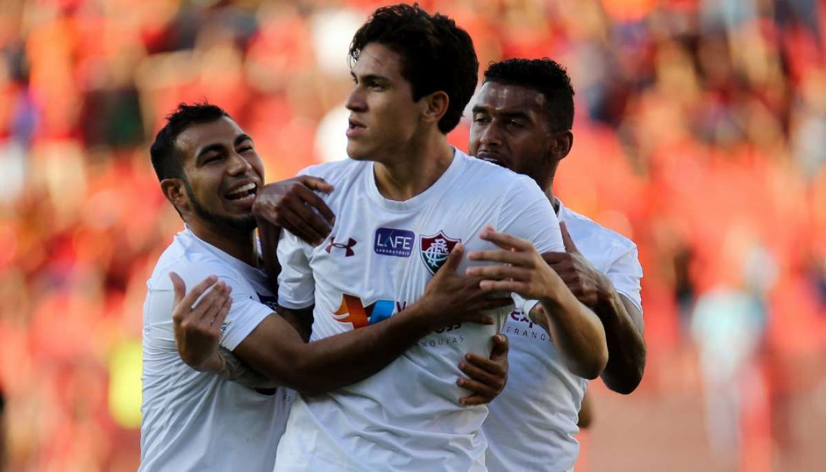 Fluminense anuncia parceria com escola de idiomas