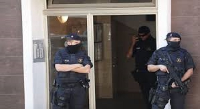 Vídeo: Abatido presunto terrorista en Cornellà