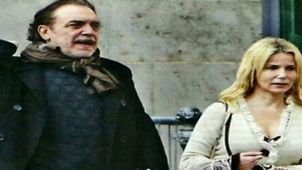 Nino Frassica e Barbara Exignotis si sono sposati Nino Frassica e Barbara Exignotis si sono sposati