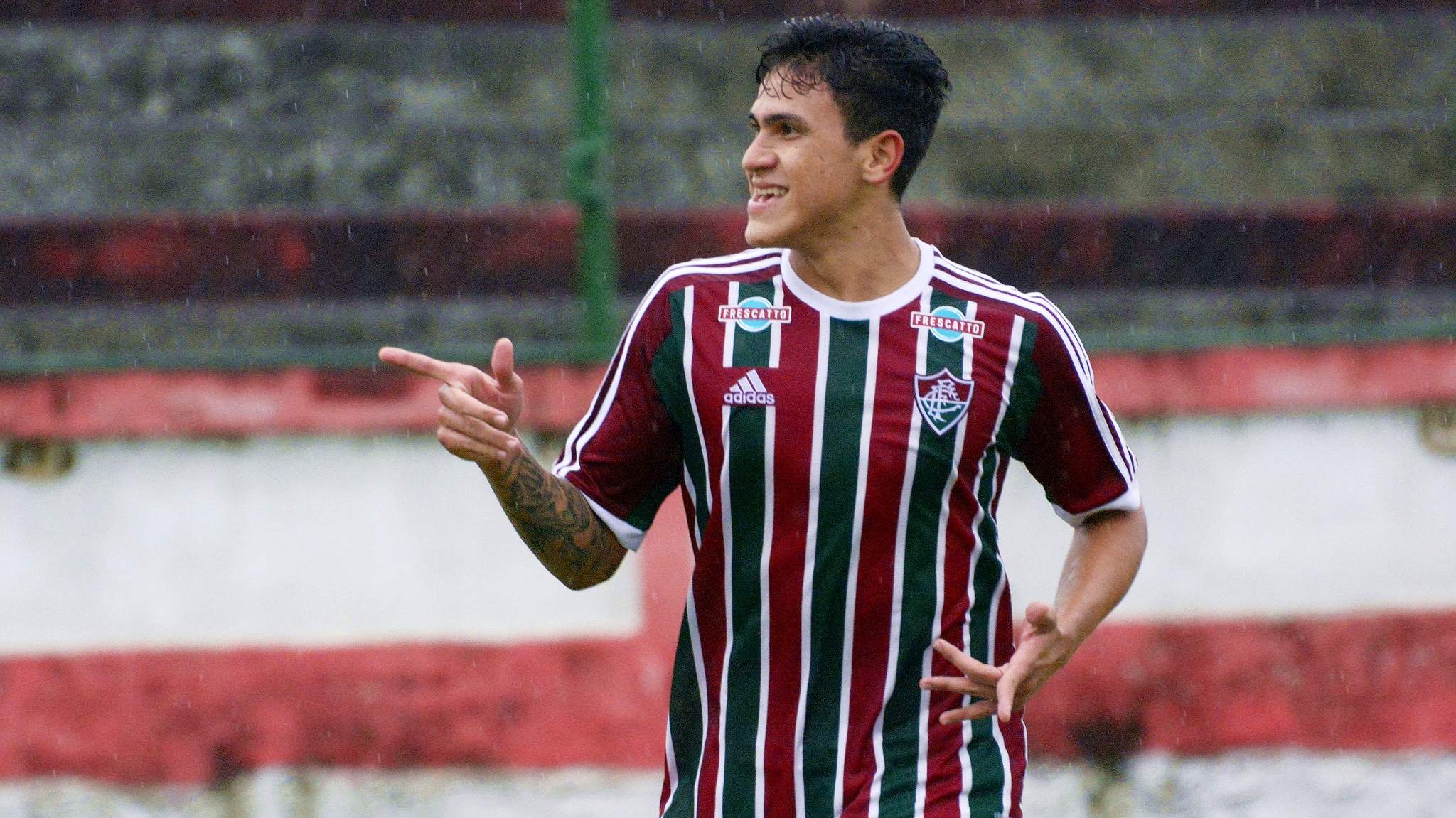 Pedro nega acerto com o Bordeaux e fica no Fluminense