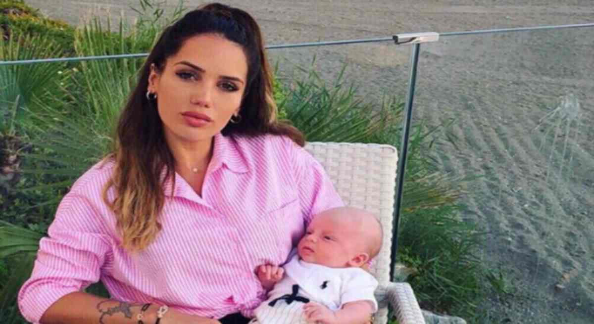 Manon se confie sur son deuxième bébé et sa dispute avec Carla