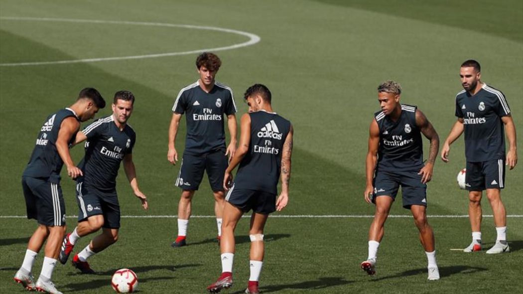 VÍDEO: El Real Madrid con Vinícius, Odriozola y Mariano, listos para la acción
