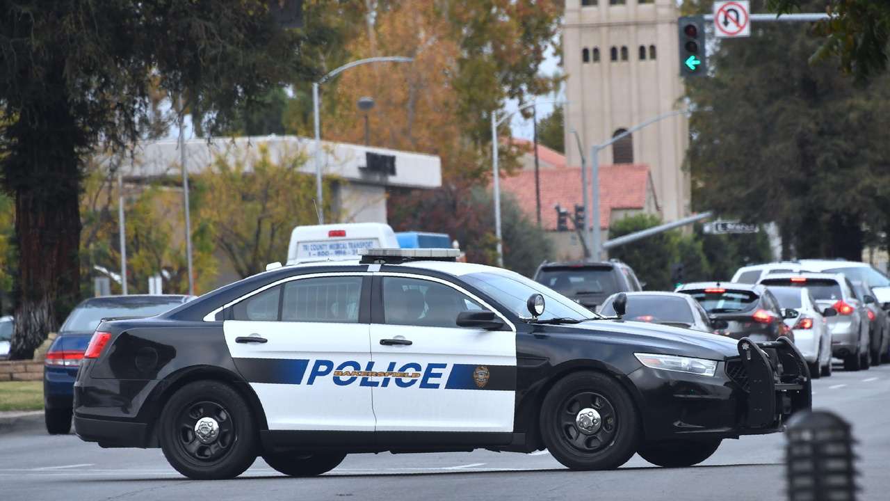 Bakersfield shooting: Gunman kills 5 in California shooting spree