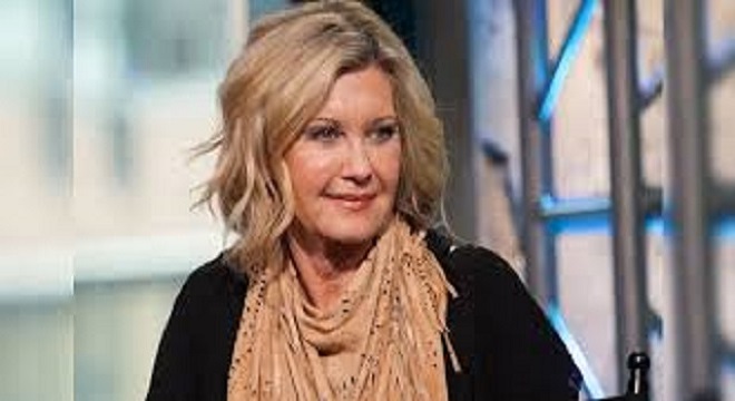 VÍDEO: Olivia Newton reaparece días después de revelar que padece de cáncer