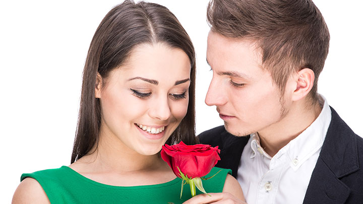 Coisas que um homem faz quando está realmente amando uma mulher