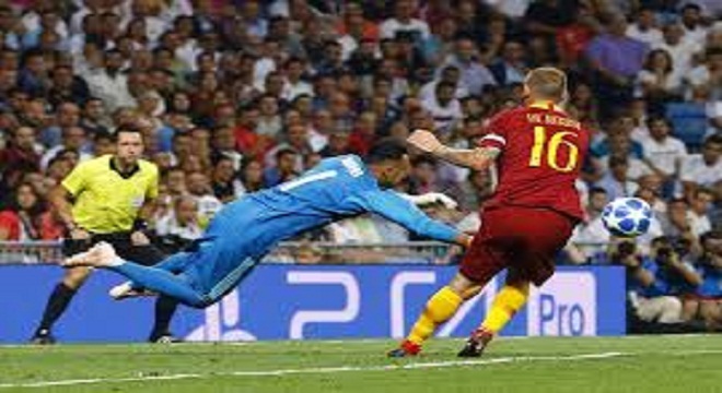 VIDEO: Lopetegui prefirió a Navas que Courtois para la Champions League