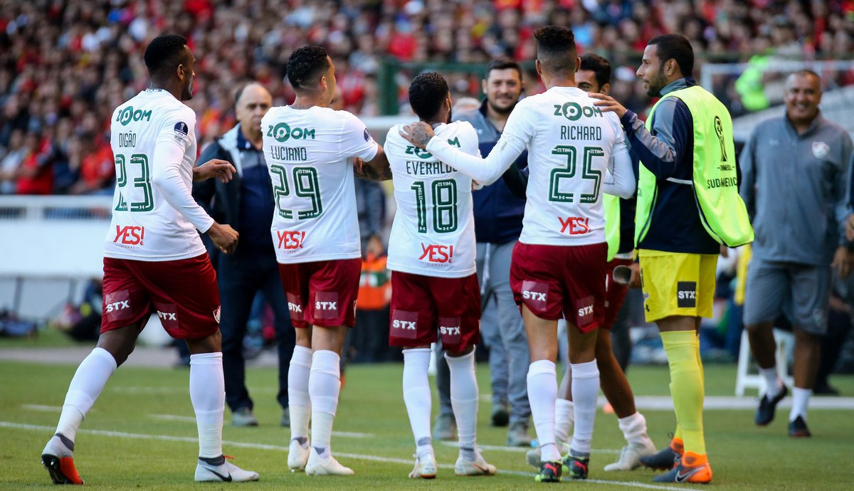 Fluminense faz promoção para jogo da Sul-Americana