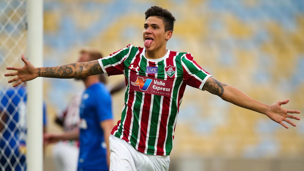 Cirurgia é um sucesso e Pedro volta em março