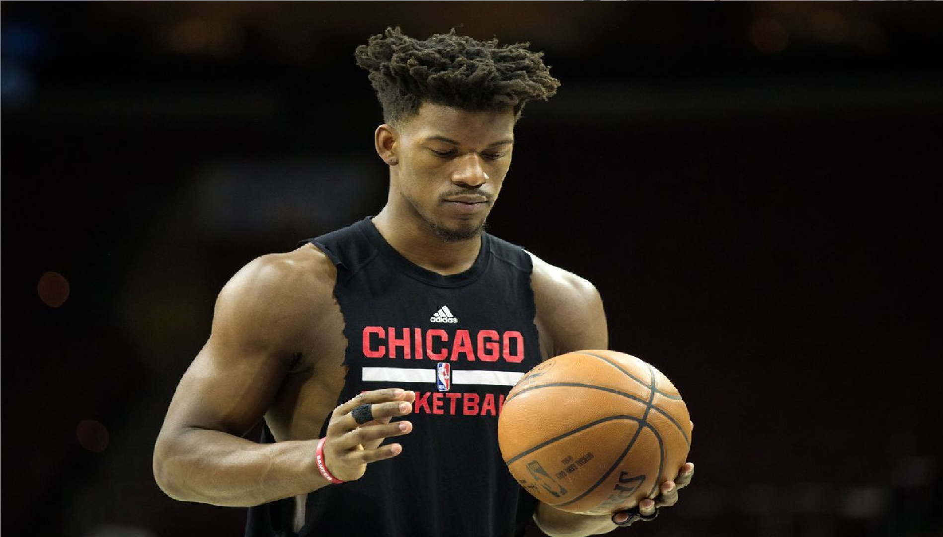 Jimmy Butler tiene tres opciones para su traspaso o será agente libre