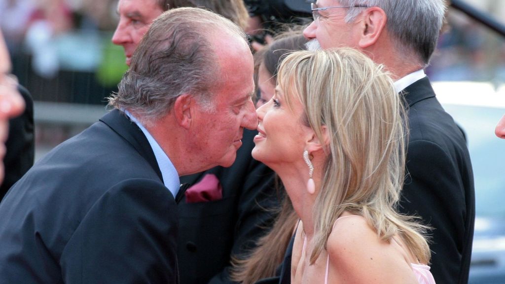 Técnicos de Hacienda exigen investigar las cuentas de Juan Carlos I en Suiza