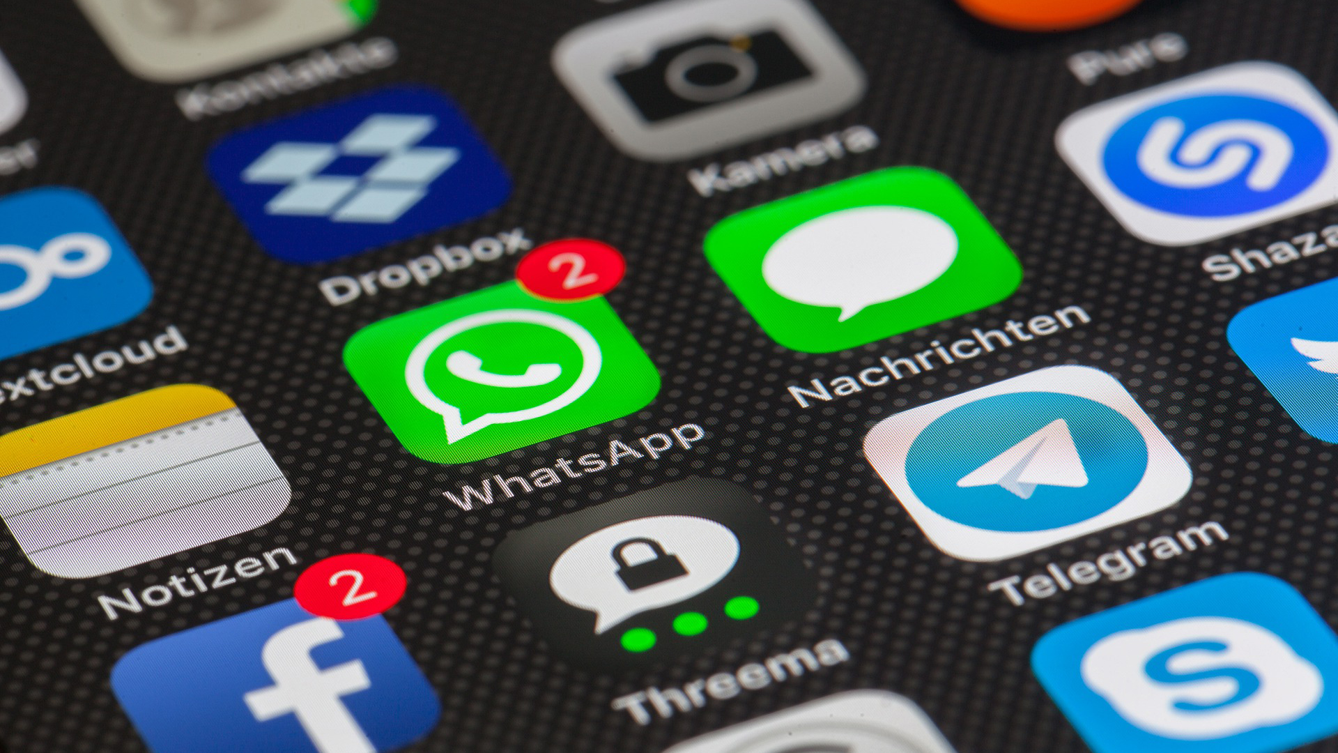 Whatsapp apre alla monetizzazione pubblicitaria con le inserzioni nelle Stories