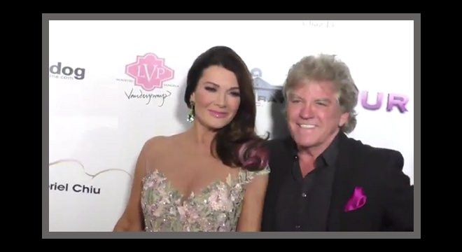 Lisa Vanderpump refused to take a promo shot with RHOBH co-stars
