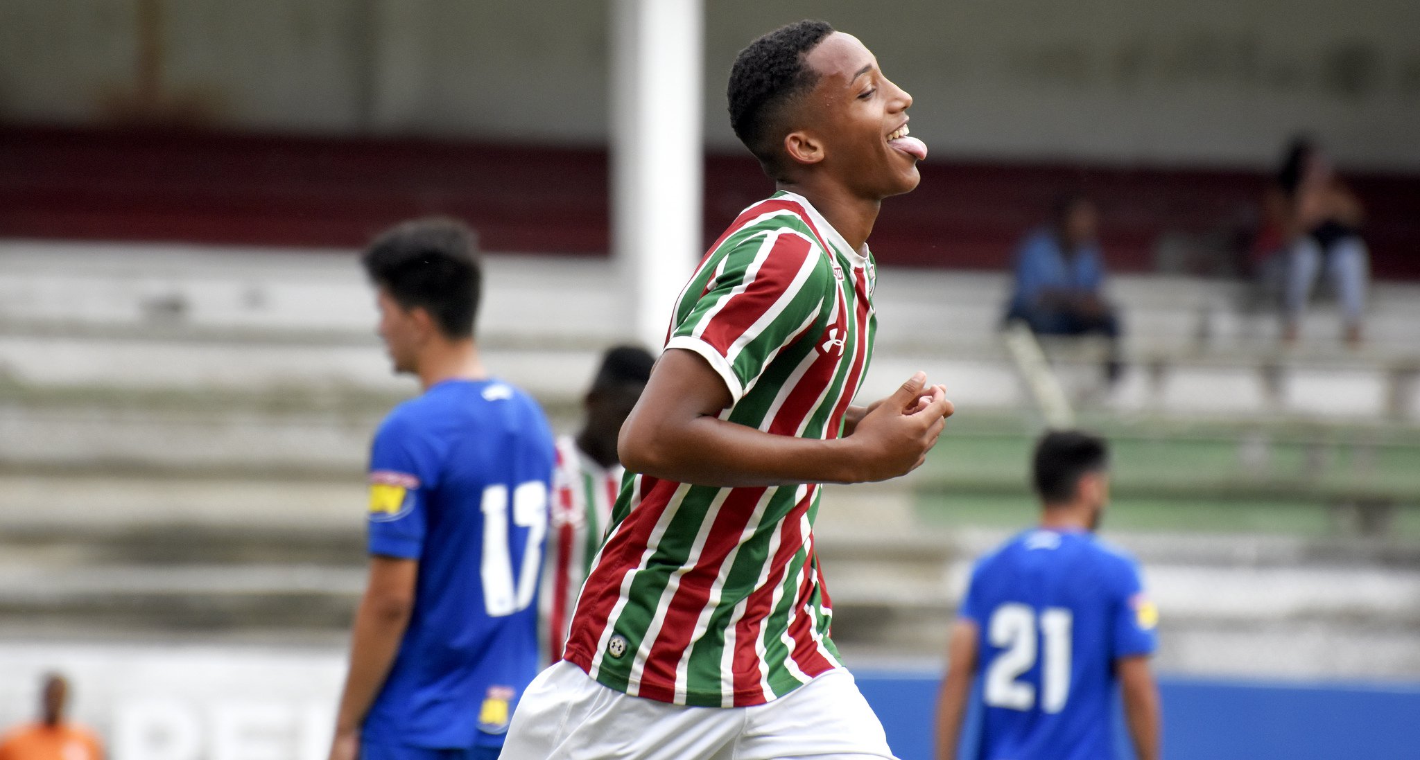 Fluminense acerta venda de jóia da base para Inglaterra