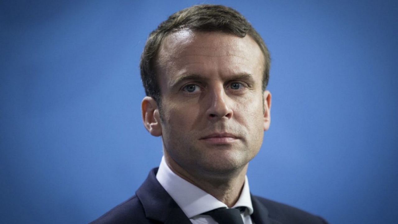 Emmanuel Macron en forte baisse dans tous les sondages