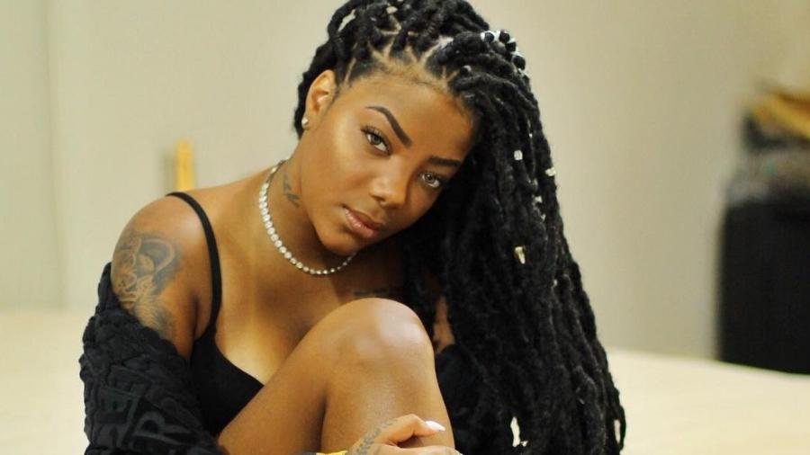 Ludmilla passa por processo de transição capilar