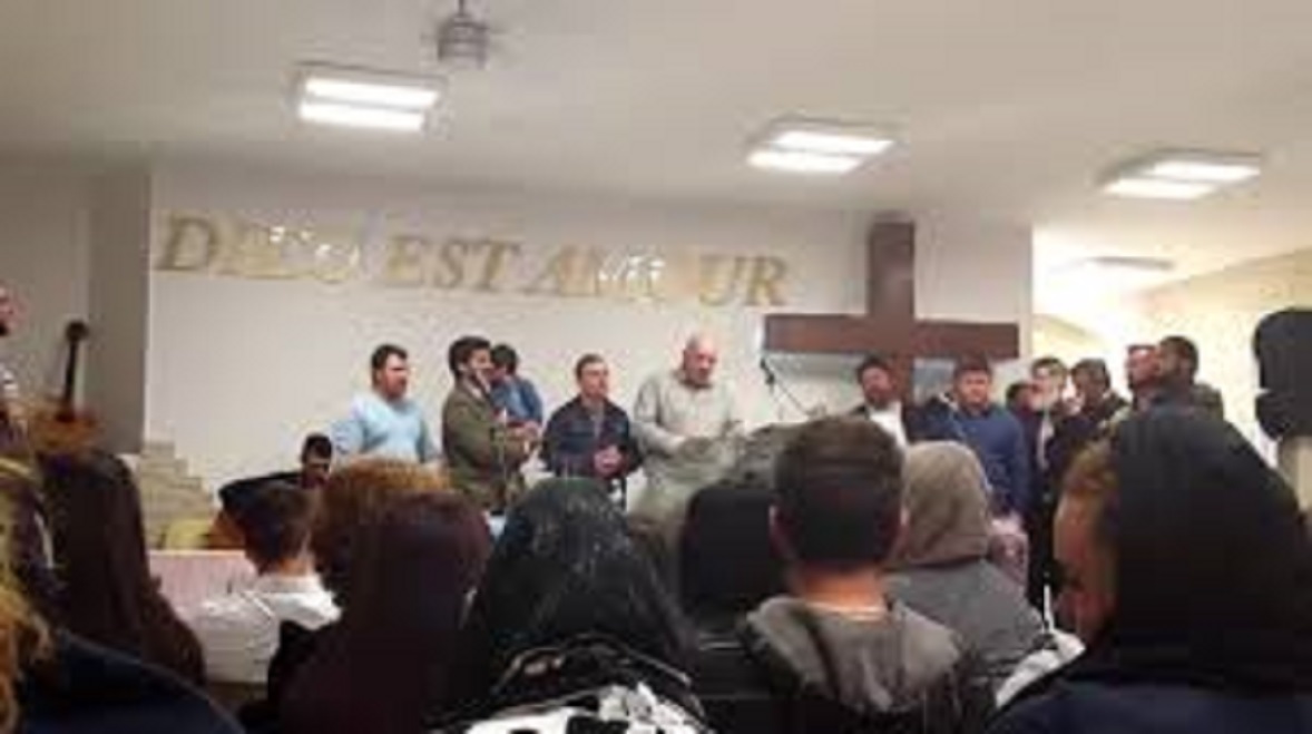 Le boom des églises évangéliques étudié