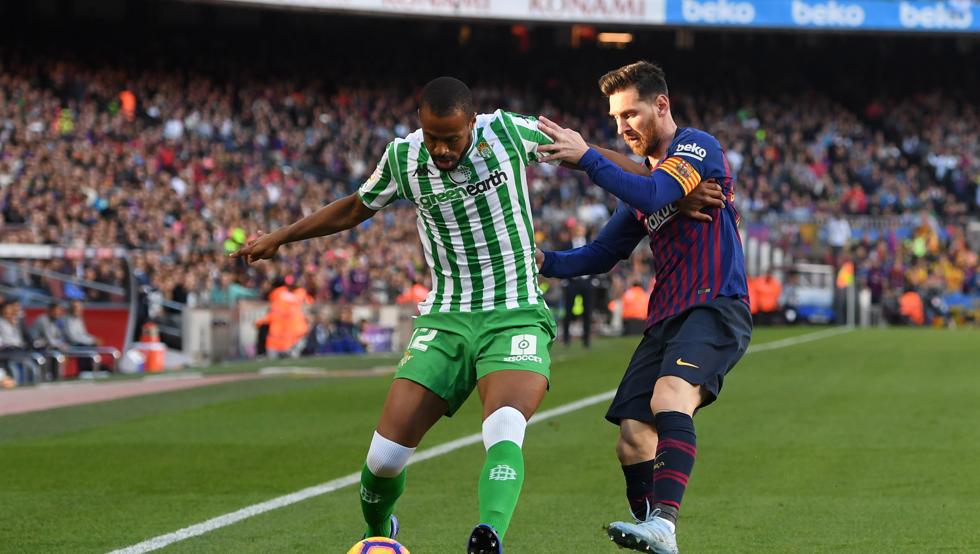 El Barcelona cae con el Betis y se le complica La Liga