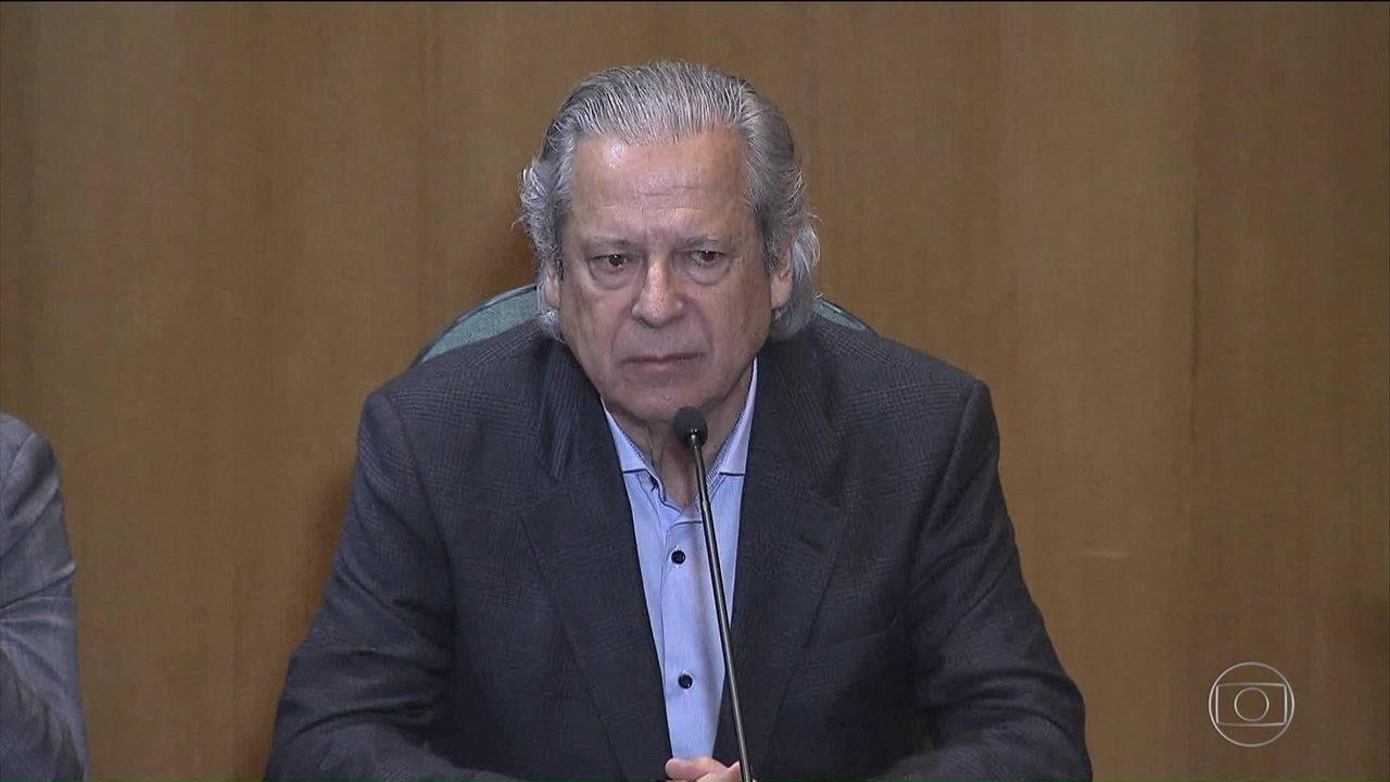 José Dirceu prevê governo longo de Jair Bolsonaro