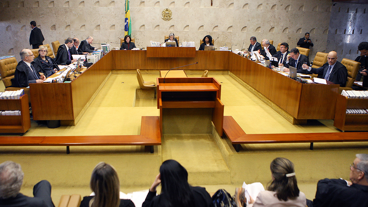 STF manda ação contra Dilma e Lula para Brasília
