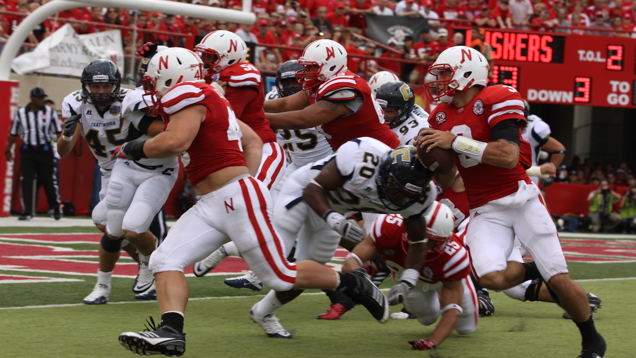 Twitter war erupts between former and current Nebraska football stars