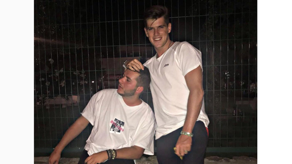 Un amigo de Miguel Bernardeau confirma el affaire de Aitana con el de Élite