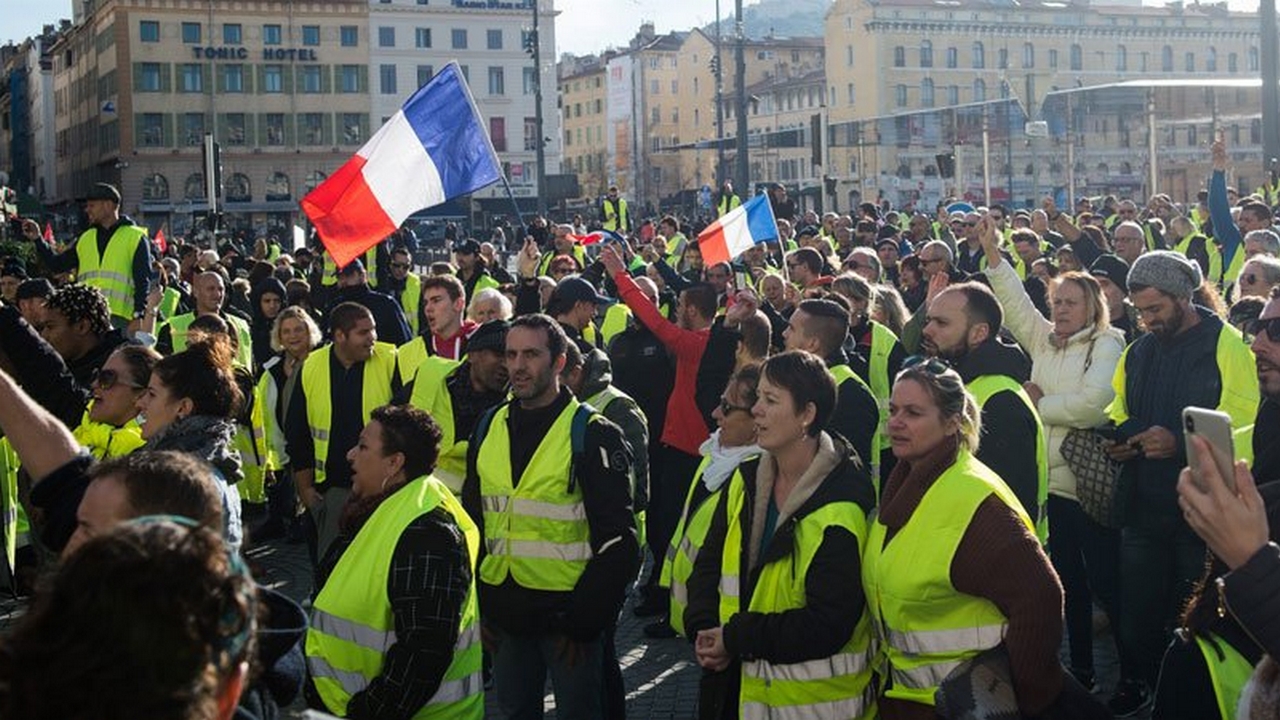 Les gilets jaunes pourraient présenter une liste aux Européennes