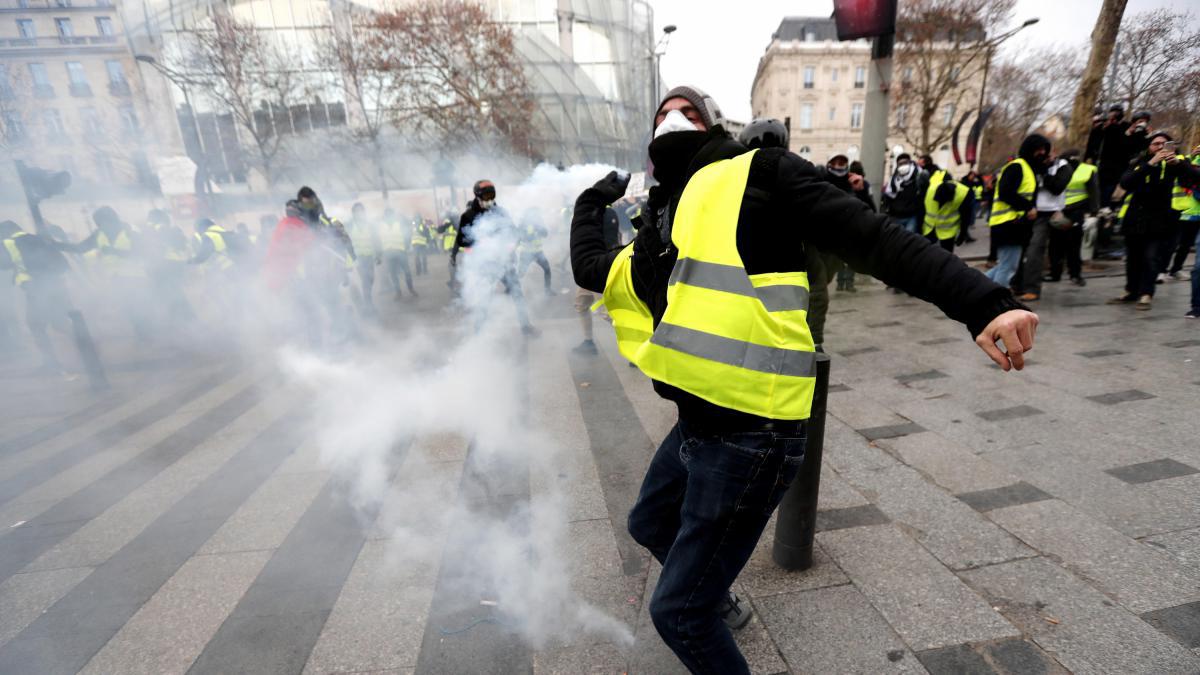 VIDEO: Detenidas 1000 personas en Francia, por protestas de chalecos amarillos