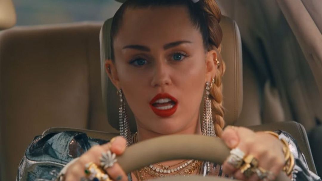 Miley Cyrus confirme sa participation à la saison 5 de Black Mirror