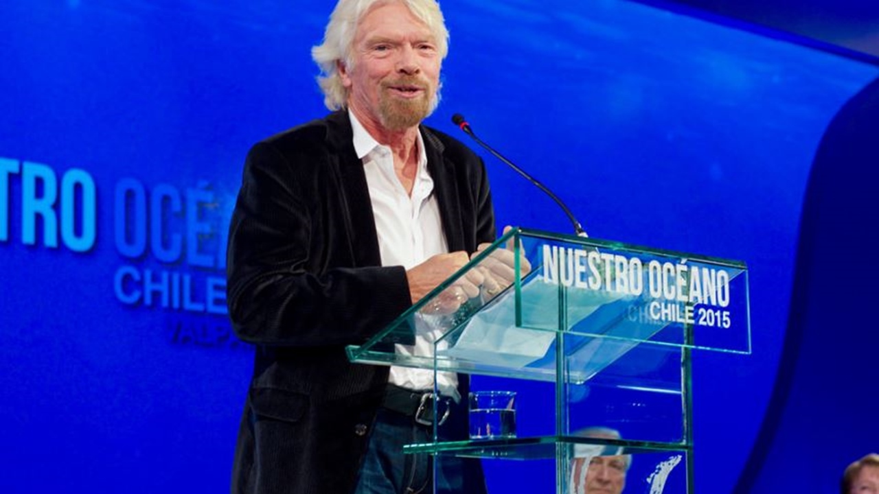 Virgin Galactic: Richard Branson's one step closer to space tourism