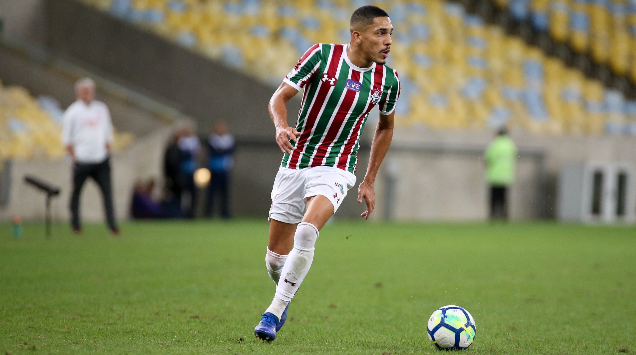Gilberto deve ficar no Fluminense por mais uma temporada